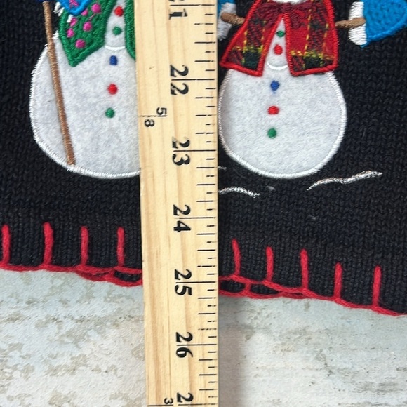 Vintage Christmas Sweater Cardigan Large Holiday Snowman Ice Skates - Picture 14 of 16
